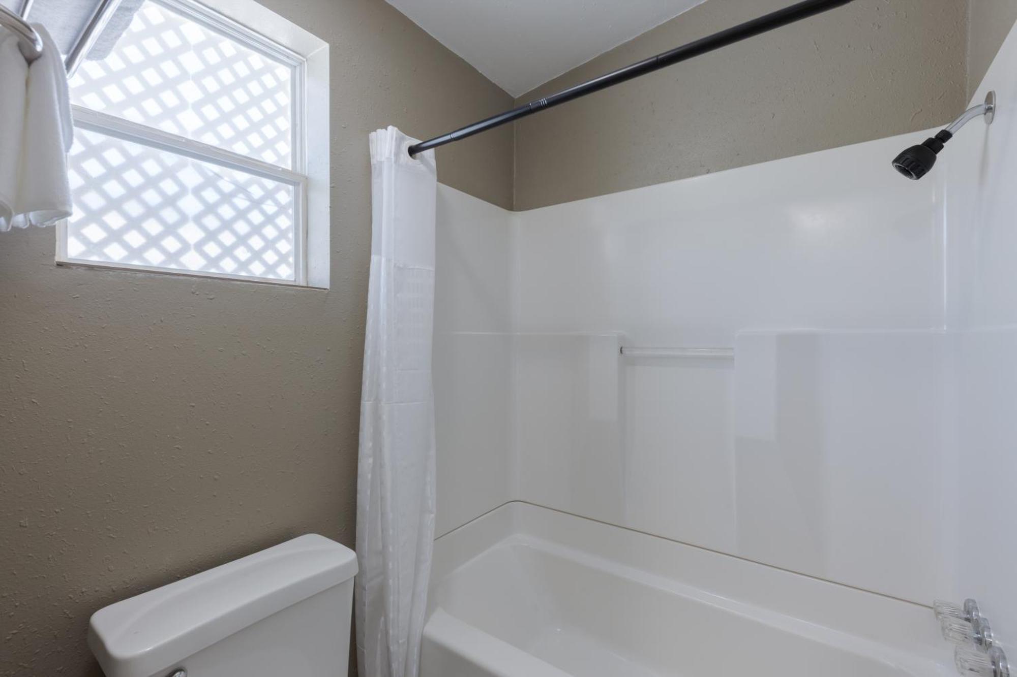 אברדין Ocean Inn & Suites מראה חיצוני תמונה