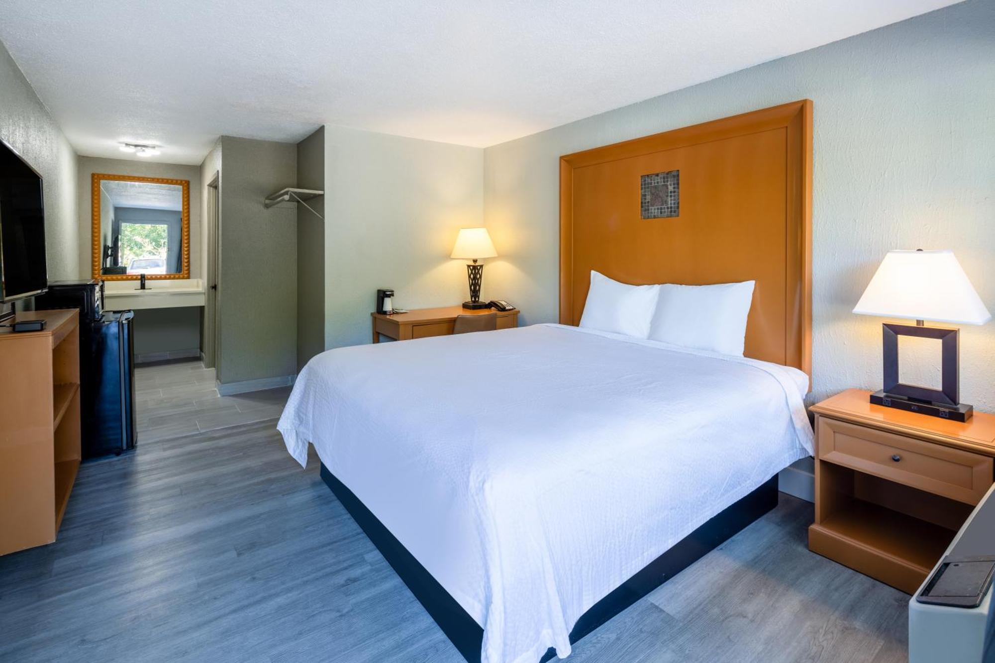 אברדין Ocean Inn & Suites מראה חיצוני תמונה